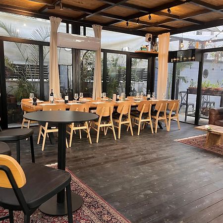 Yona 8 Bed & Breakfast Тел Авив Екстериор снимка