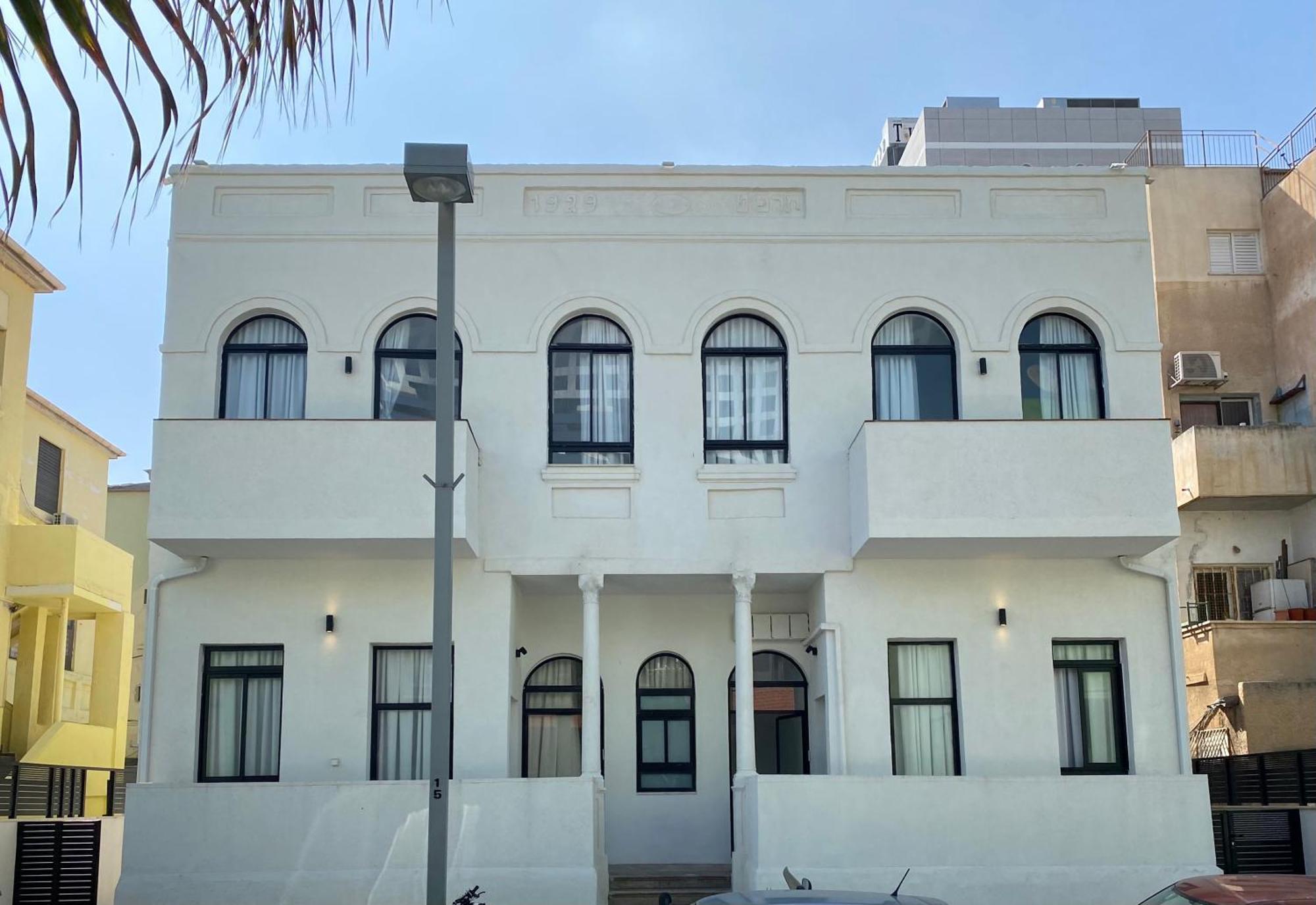 Yona 8 Bed & Breakfast Тел Авив Екстериор снимка